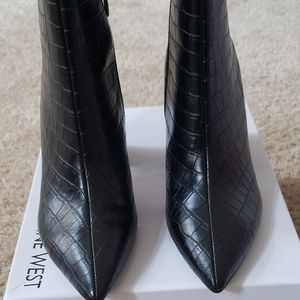 Nine West Black Textue Ankle Boot